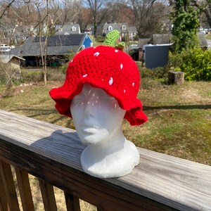 Strawberry Bucket Hat/ Crochet Strawberry Hat/ Bucket Hat/Cute Strawberry Hat