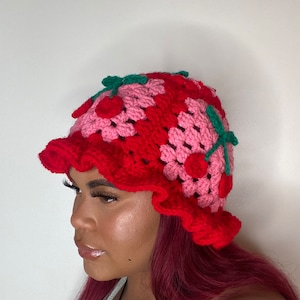 Handmade scallop edge crochet bucket hat in orange and pink – Yarns Truly  Shop