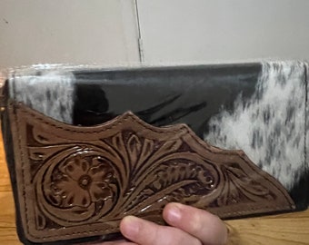 Cowhide Embossed Tri-fold Wallet with Strap