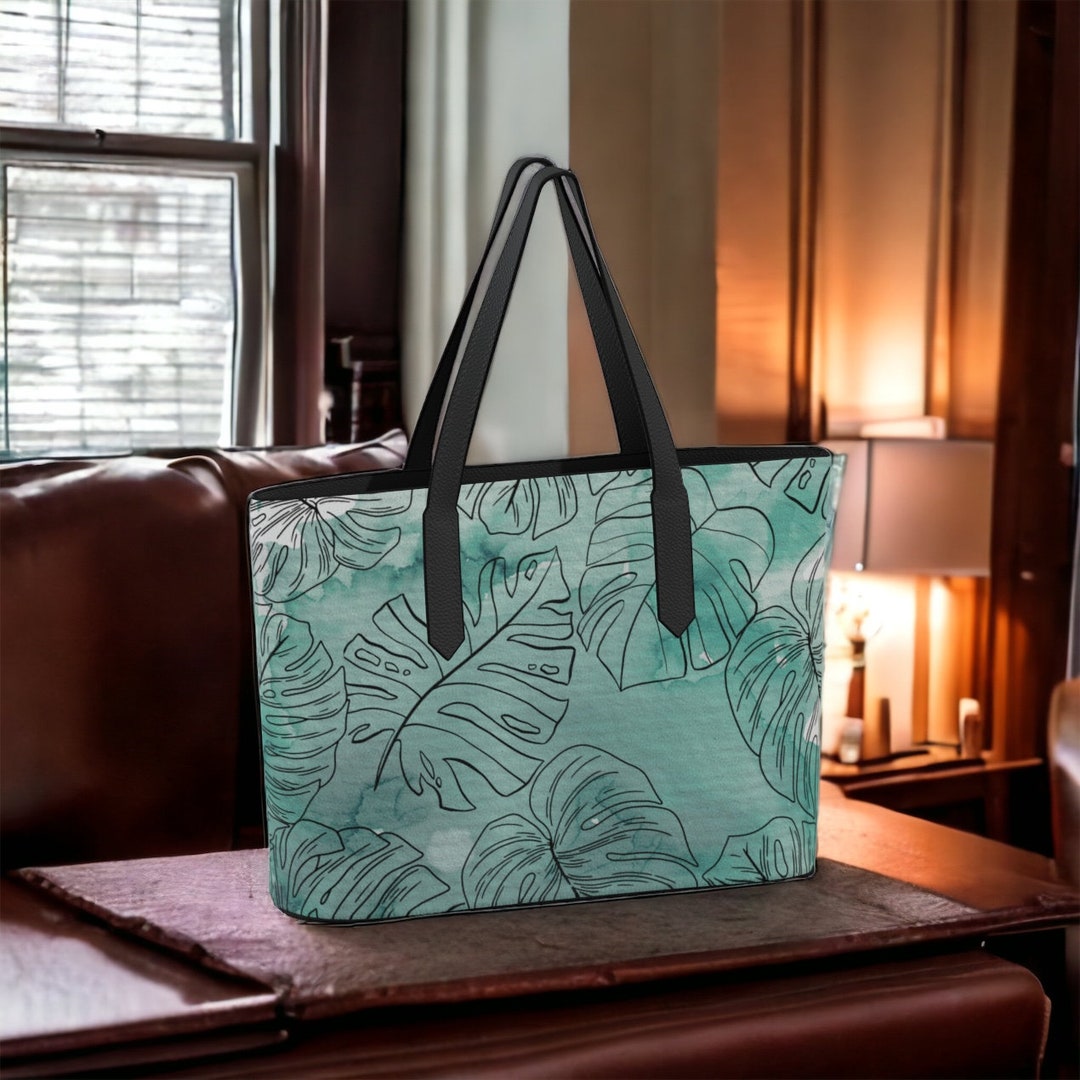 The Medium Tote Bag main image 1