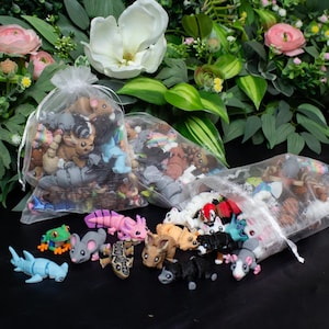 Animal Fidget Toys Assorted Pack of 30 | 3D Printed Articulating Pocket Classroom Desk Pet Candy Alternative Small Prizes Party Favor