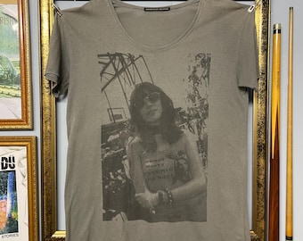 ヴィンテージ ヒステリックパンクガール フォト サンフェード シャツ インプレッション・ド・パリ Tシャツ | サイズ M