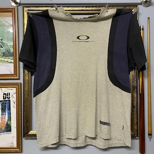 Oakley software t shirt - Etsy 日本