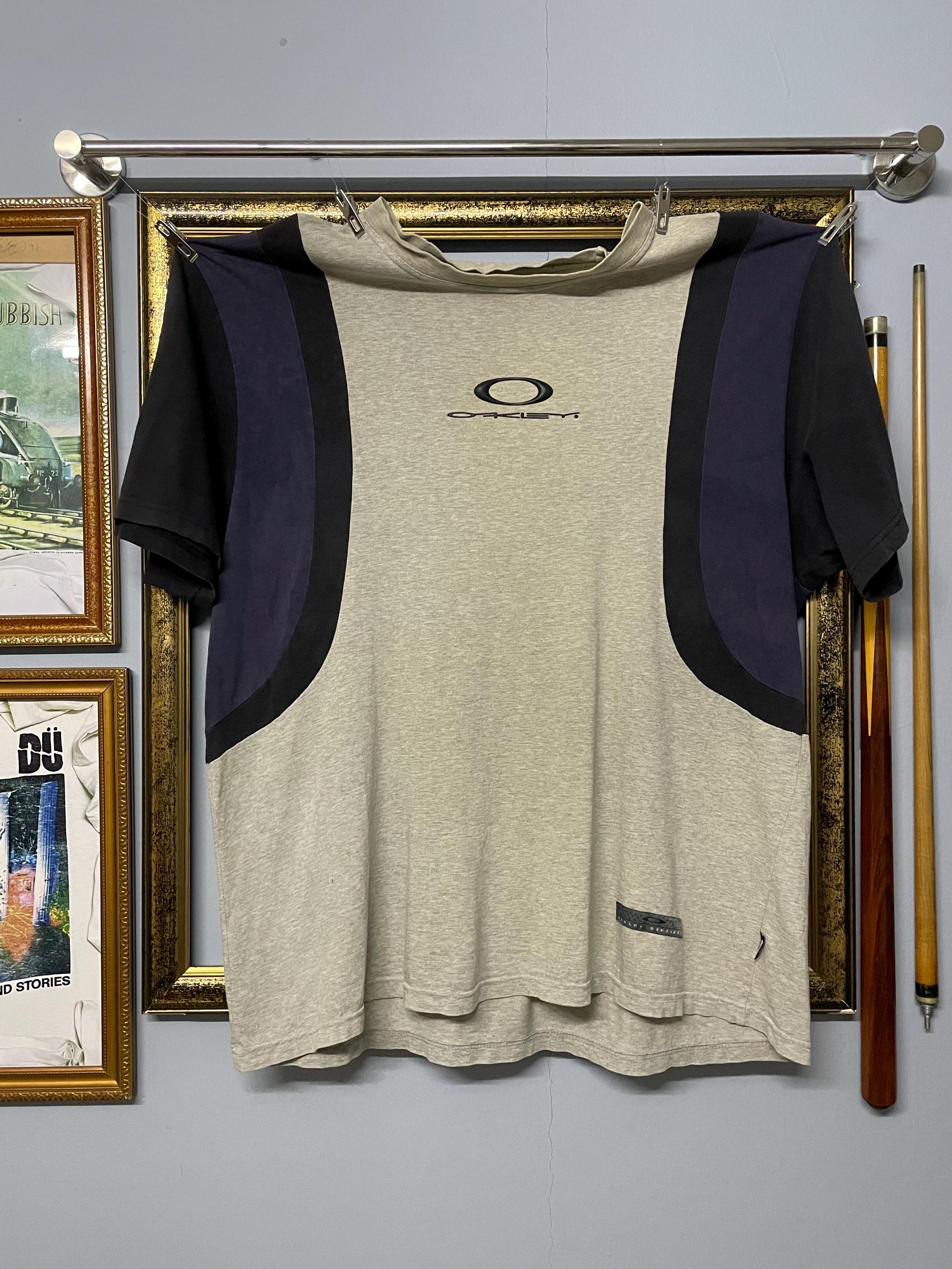 Oakley software t shirt - Etsy 日本