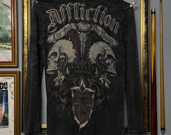 Vintage schedel uit de jaren 90 | Thermisch shirt met lange mouwen | Vervaagde top met volledige print | Designerarchief | Maat M