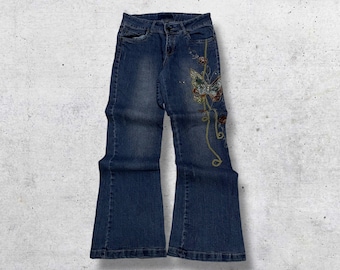 ヴィンテージ 日本製刺繍フレアデニム W30 | バタフライフローラルステッチワーク