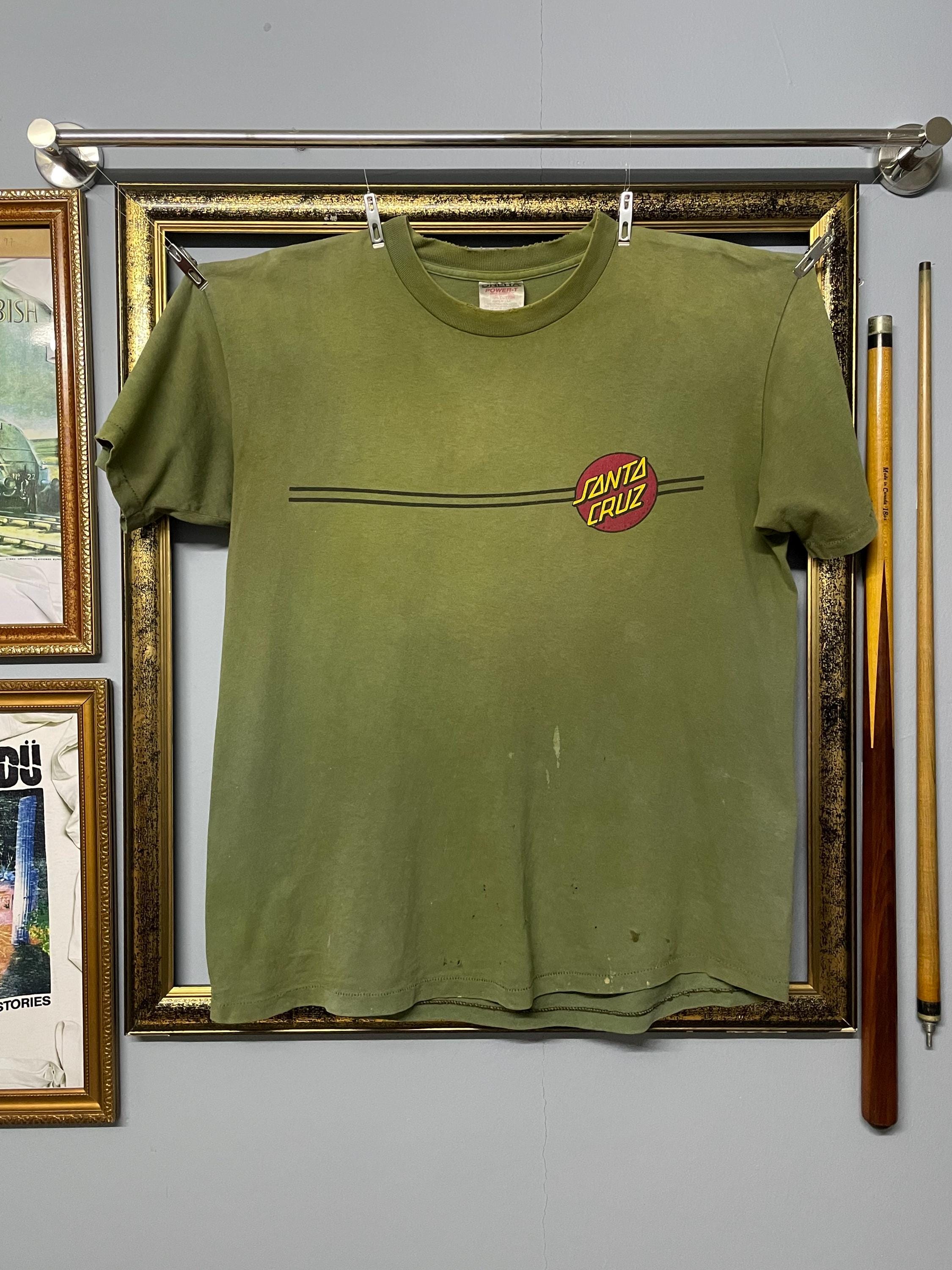 Vintage 90s Santa Cruz Distressed Tee Skateboards Classic Logo