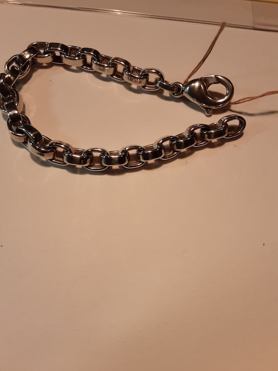 Lady's sterling silver heavy bracelet link style