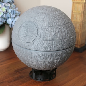 Death Star with Stand - Star Wars - 3D Printed