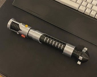 Empuñadura de sable de luz de Obi-Wan Kenobi con soporte - Réplica impresa en 3D