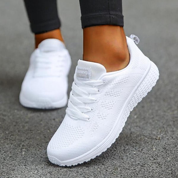 shoe carnival white tennis shoes