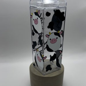 Squishmallow Cow- (gepersonaliseerde) plastic waterfles -16oz