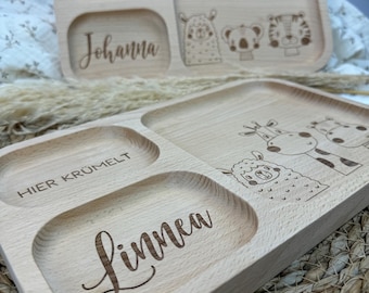 Geschenk Geburt Geburtstagsgeschenk Geschenk zur Taufe Hier krümelt Snack Teller Holzbrett personalisiert Frühstücksbrett Brett mit Name