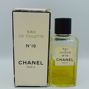 Perfume Chanel No 19 
