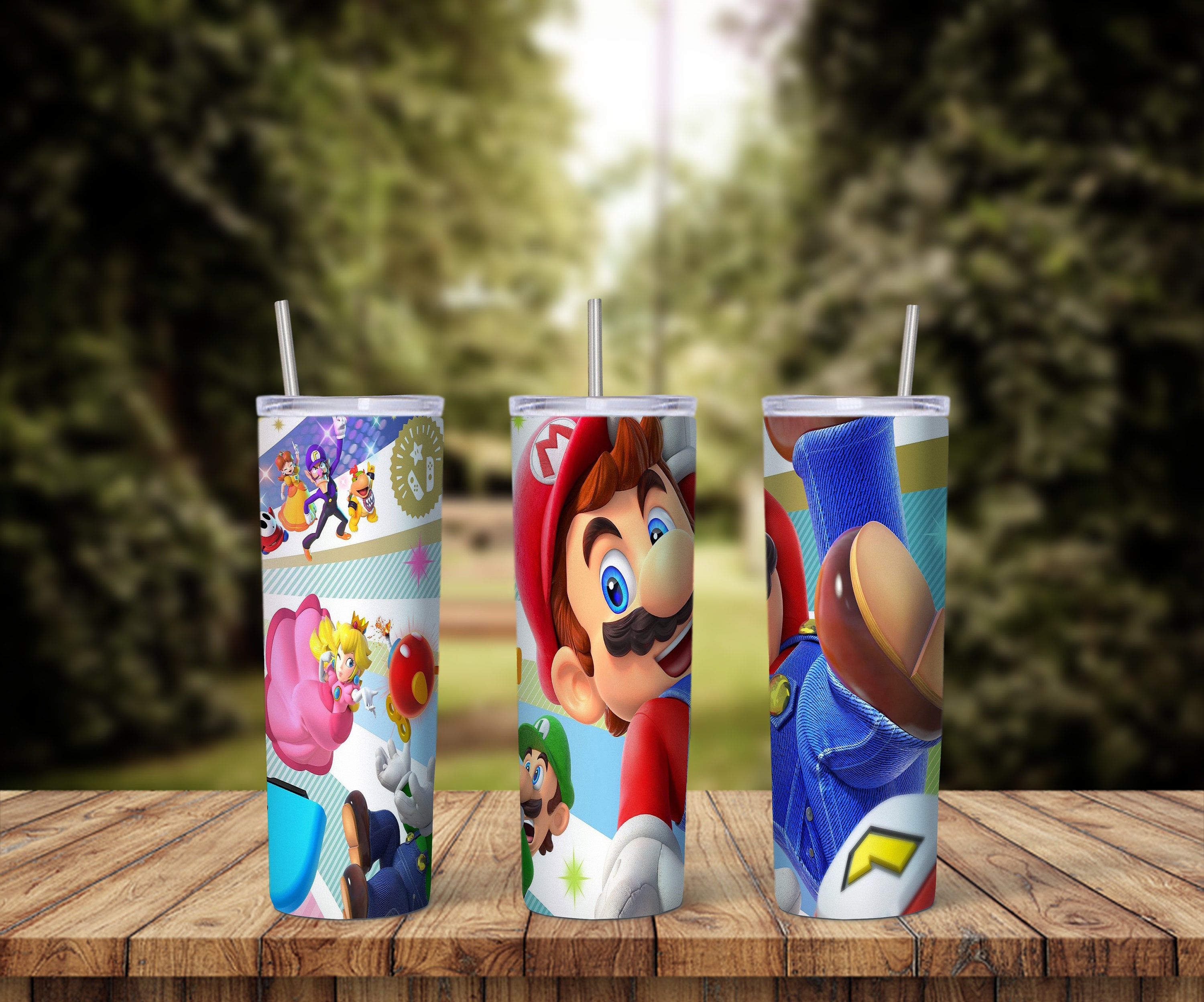 Super Mario 23 oz. Plastic Cup with Straw