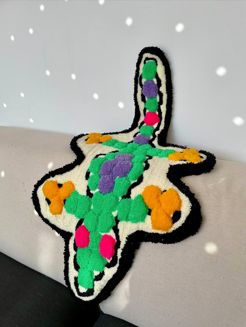 90s Neon Pony Bead Lizard Tufted Rug Wall Hanging, Nostalgic gifts, one of a kind tapestry, getuftet teppich, 90er dekor image 1