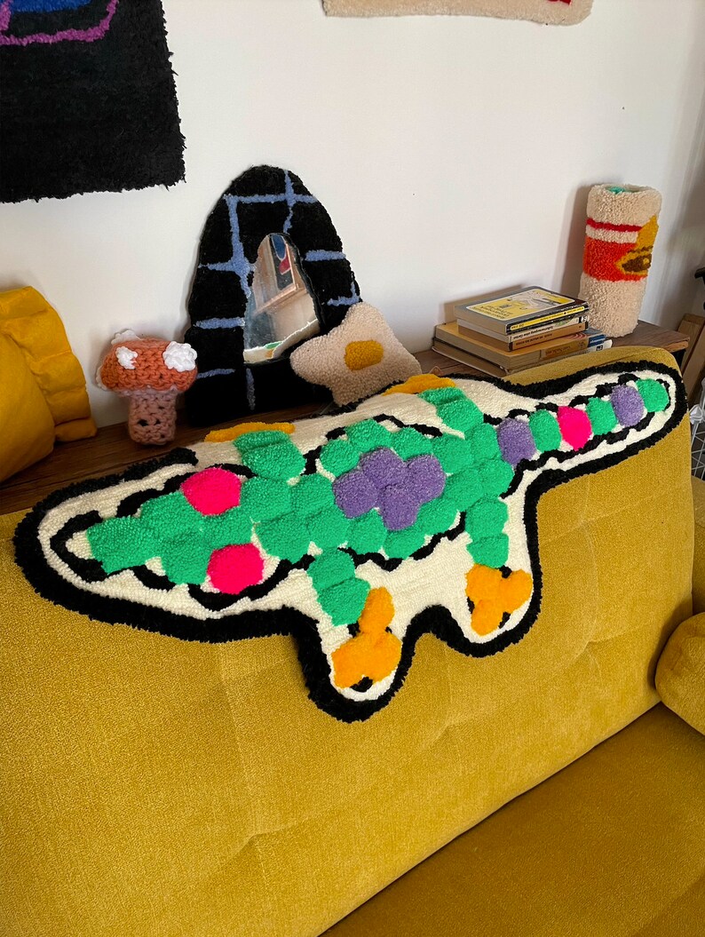 90s Neon Pony Bead Lizard Tufted Rug Wall Hanging, Nostalgic gifts, one of a kind tapestry, getuftet teppich, 90er dekor image 3