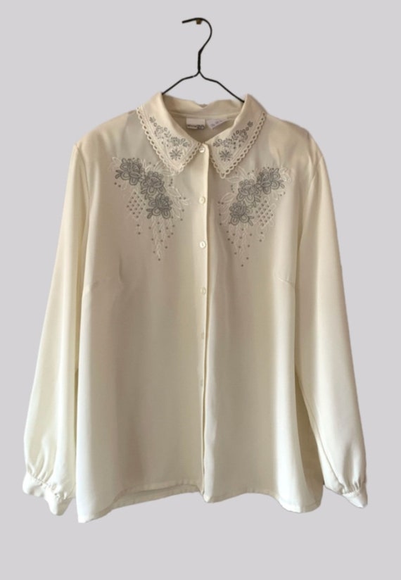 True vintage blouse size 52/54 in cream, embroide… - image 1