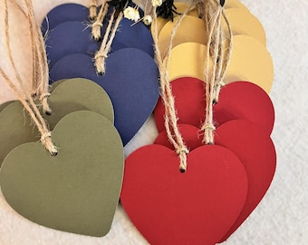 Etiquetas de regalo con forma de corazón / Colores terrosos / Etiquetas de regalo rústicas con hilo de yute - juegos de 6 o 12