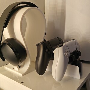ps5 pulse 3D headphones charging stand