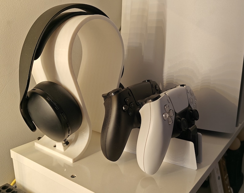 ps5 pulse 3D headphones charging stand