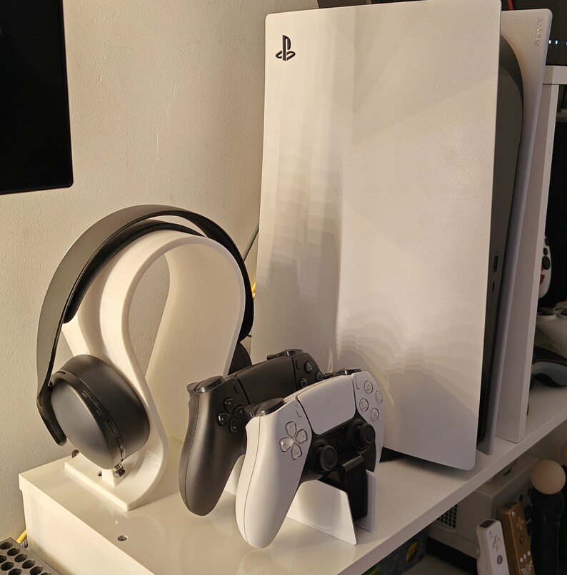 ps5 pulse 3D headphones charging stand