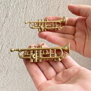 Puppenhaus Miniatur Trompete, Musikinstrument, Custom Scale (3D gedruckt)