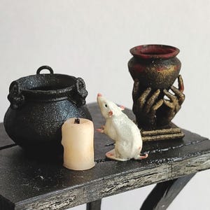 Miniature Witch Room Table Set & Witchcraft Tools Dollhouse, Diorama Decor for Halloween, 3D printed Set 5
