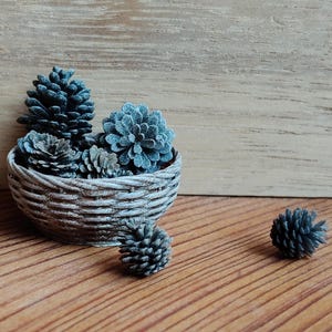 Miniature Pine Cones, Fall and Dollhouse Xmas Decoration, 1:12 Scale, 3D Printed
