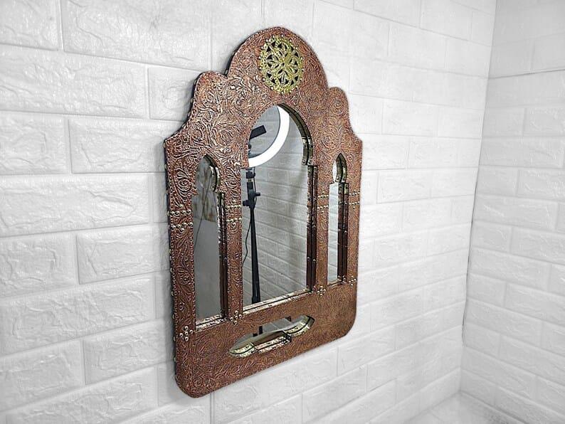 手作りの彫刻入り銅製モロッコミラー：アーチ型ムーア風装飾 - Etsy 日本