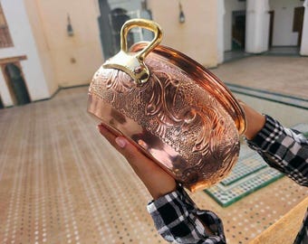 銅鍋　槌目　大中小3個　入れ子　寸胴鍋　ビンテージ　プロ用 手作りの彫刻入り銅製調理鍋（蓋付き） – 槌目模様のモロッコ風