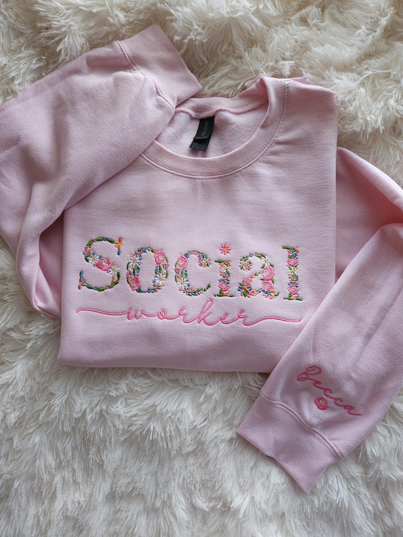 Floral Social Worker Embroidered Sweatshirt: School Counselor Gift 画像 1