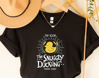 Camiseta "O Patinho Aconchegante", Camiseta "O Patinho Aconchegante" para Fãs da Disney, Camiseta do Filme Rapunzel, Camiseta do Filme Enrolados, Camiseta Personalizada