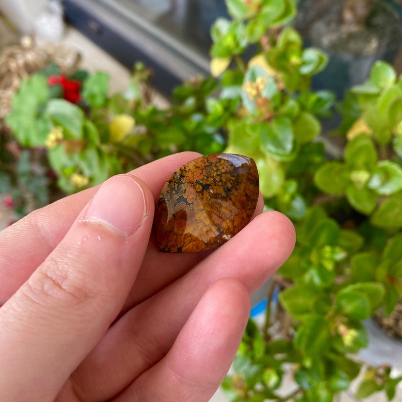 Yellow Jasper Agate Stone, Jasper Bead, Jasper Palm Stone, Natural