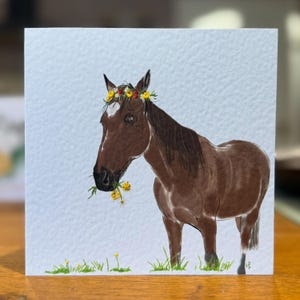Fleurs sur un pur-sang bai, carte de voeux vierge design cheval