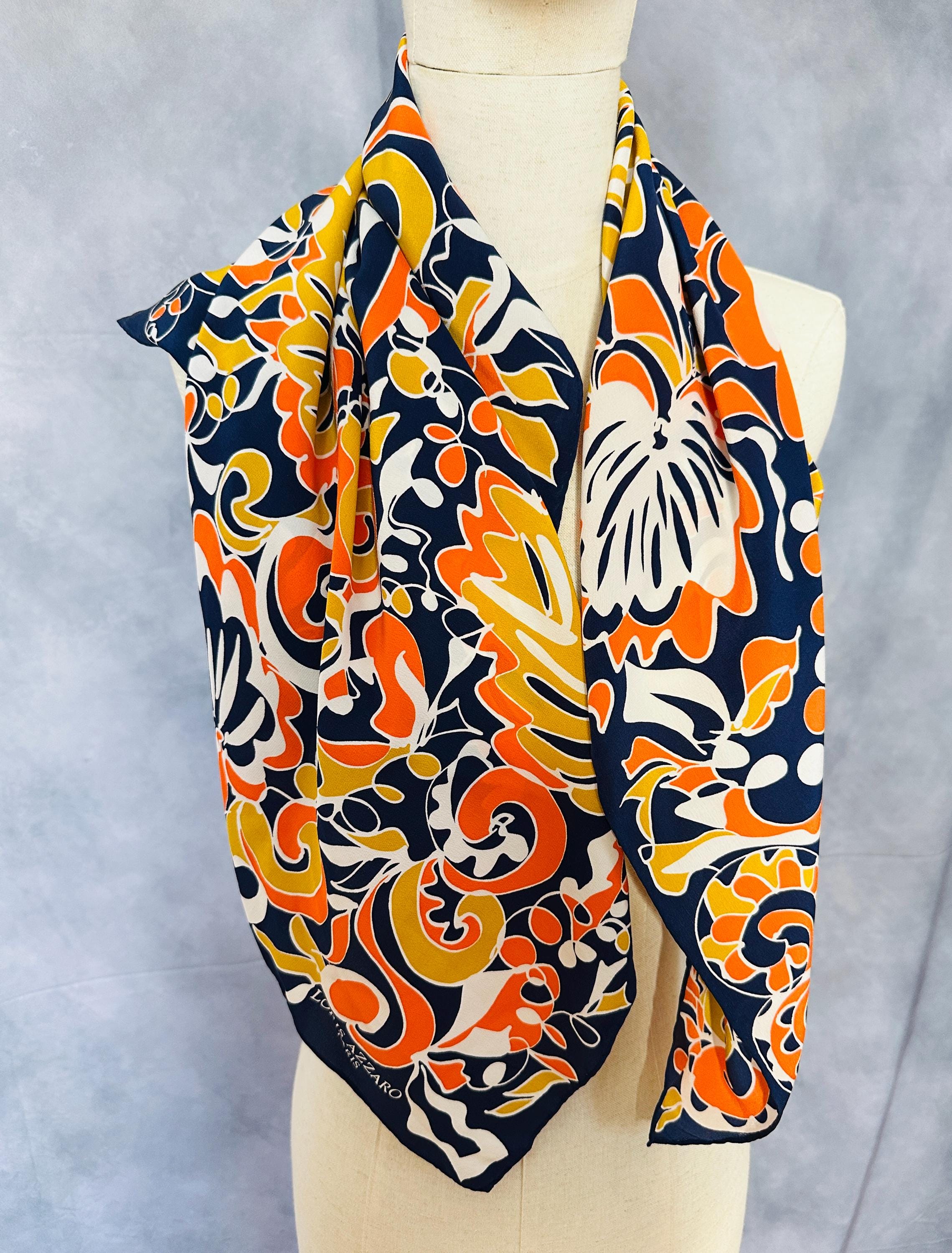 Carré De Soie Azzaro Vintage Motif Floral Bleu - Foulard Bandana En Soie Italienne, Très Bon état