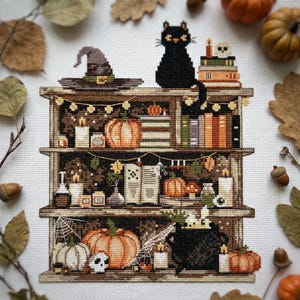 Patrón de punto de cruz Estante de Bruja en PDF – Decoración de Halloween de Otoño cs90