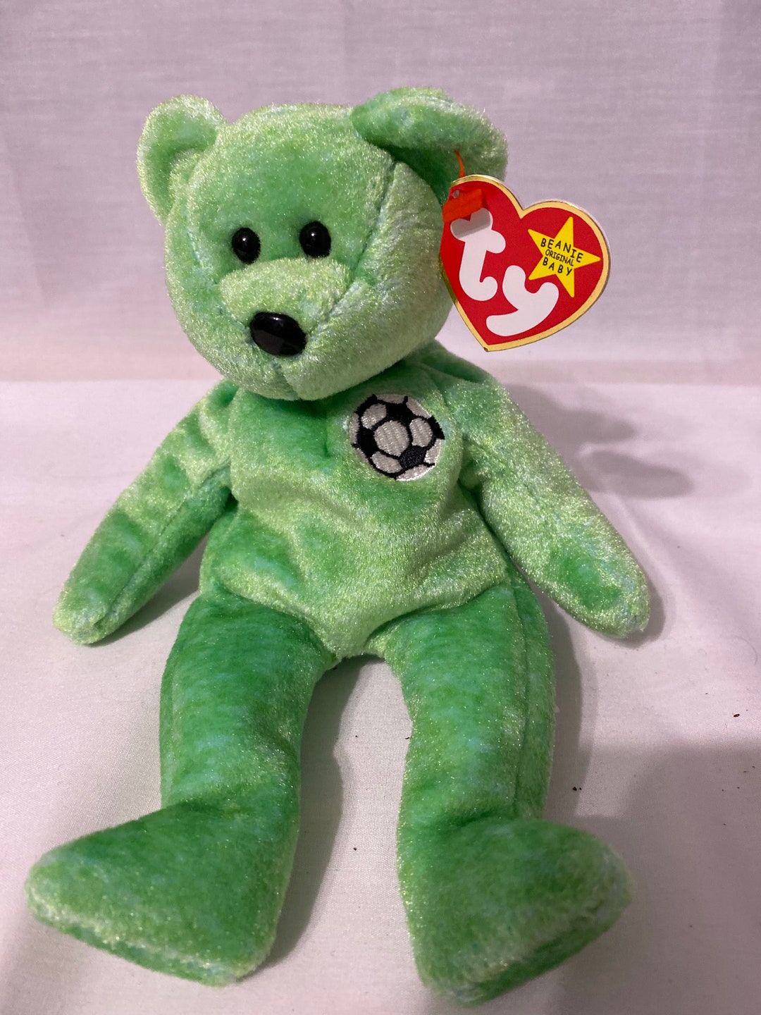 Ty Beanie Baby kicks the Soccer Bear 1998 Original Retired Vintage
