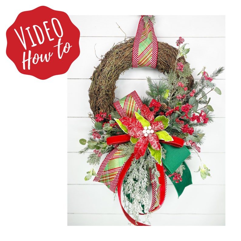 How to Make A Christmas Grapevine Wreath, DIY Floral Wreath, Learn to