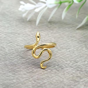 Gold Snake Ring, Serpent Ring, Dainty Snake Jewelry, Minimalist Animal Ring, Gothic Reptile Ring