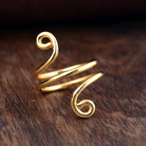 Gold Spiral Adjustable Wire Ring – Handmade Minimalist Statement Jewelry