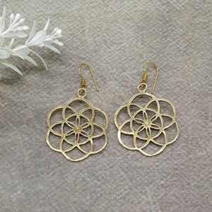 Sacred Geometry Flower Earrings – Boho Spiritual Drop Jewelry