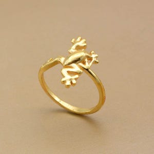 Gold Brass Frog Ring: Animal Lover Jewelry, Adjustable Band