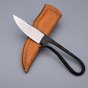 X-Rhea style small belt knife