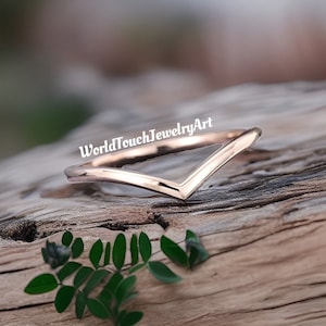 Vintage Simple 14K Rose Gold Wedding Band Minimalist Curved Wedding Band Women Unique Chevron Bridal Promise Ring Anniversary Gift for Her