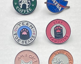 Cat Round Quotes Starbucks Pin Brooches