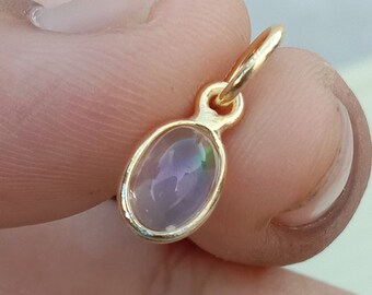 フローラルゴールドヴェルメイユエチオピアオパールチャーム：925