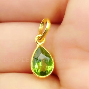 Handmade 18k Gold Peridot Charm: Dainty Teardrop Pendant