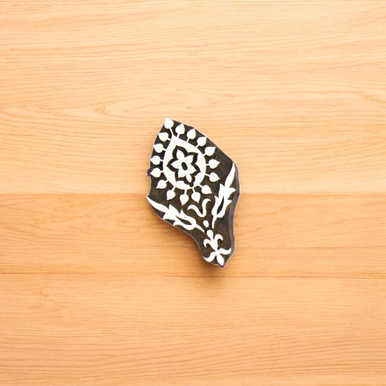 Elegant Paisley