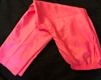 Retro/Vintage Pink Pants will bundle with matching shirt